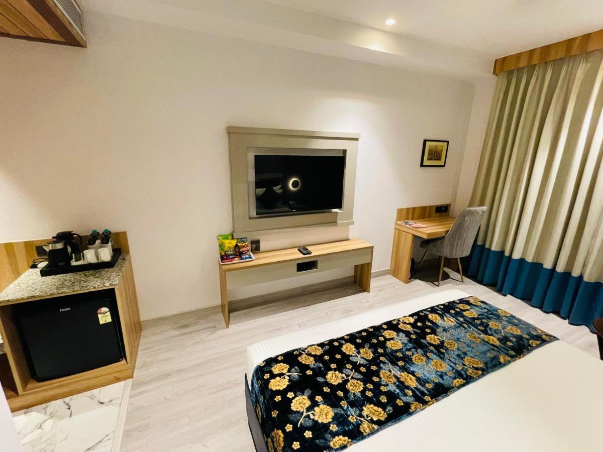 Hotel Malbork Inn @ Janakpuri Δελχί Εξωτερικό φωτογραφία